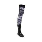 Knee Brace Socks Blk/Wht - Image 3